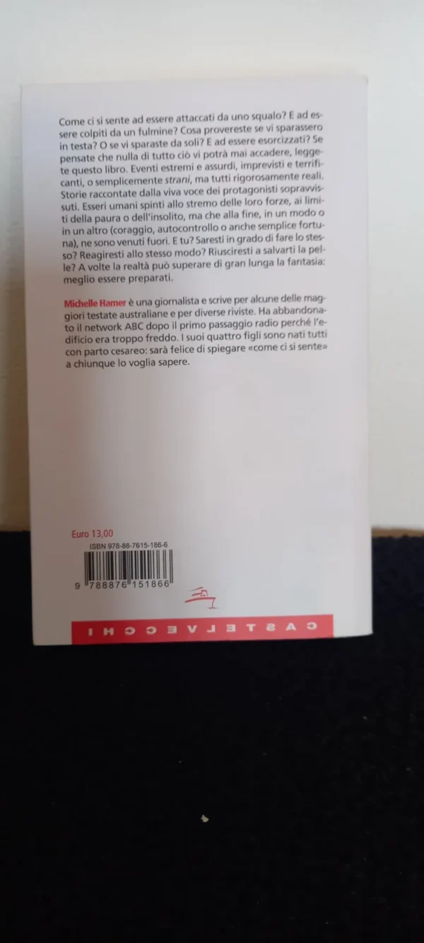 come ci si sente ad essere attaccati da uno squalo - libro